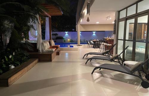 Balneario Praia do Pernambuco House | Vila linda com SPA e Piscina a 50 metros da Praia