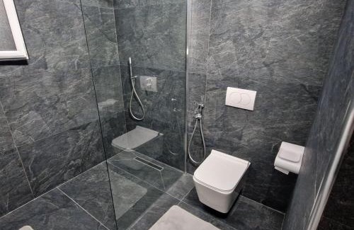 Corovode House | Vila Zeni Zoto, Private Room featuring panoramic views from Terrace and Balcony