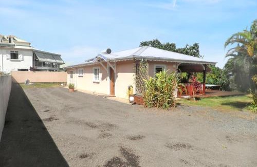 Capesterre-Belle-Eau Villa | Villa élégante à Capesterre-Belle-Eau avec piscine privée