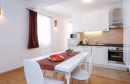 Drace Apartment | Villa Šunj - Apartment 2 ☆-(95m2,Private Beach)