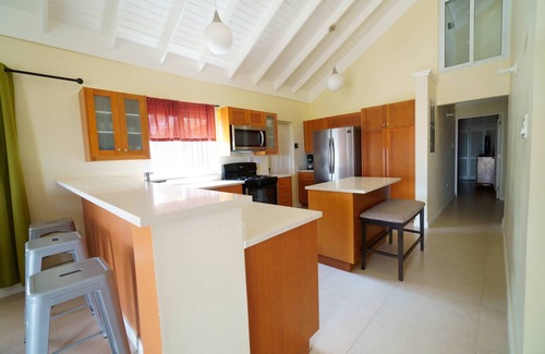 Claremont Villa | Villa 795 Richmond Estates St Ann Jamaica, beautiful modern rental property.