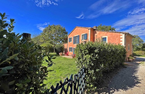 San Casciano dei Bagni Villa | VILLA ANGELICA 14 pax, Swimming pool, garden, BBQ near to Siena