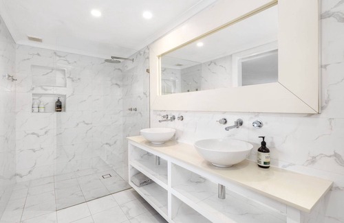 Newport House | Villa Aix @ Villa Aix