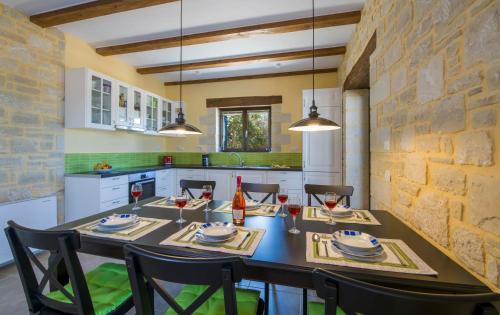 Xamoudochori Villa | Villa Aliki - Traditional stone house with maximum privacy and stunning views !