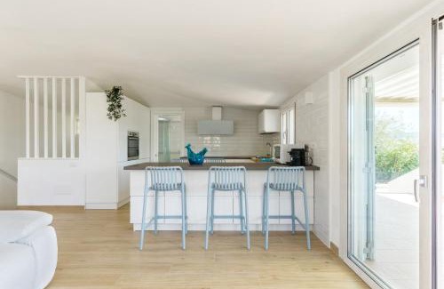 Villaggio Mandorli Villa | Villa Angelina con piscina e giardino privato a pochi passi dalla Spiaggia di Campus