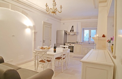 Selva di Fasano Apartment | Villa Angelina, 1st floor right 4 people superior