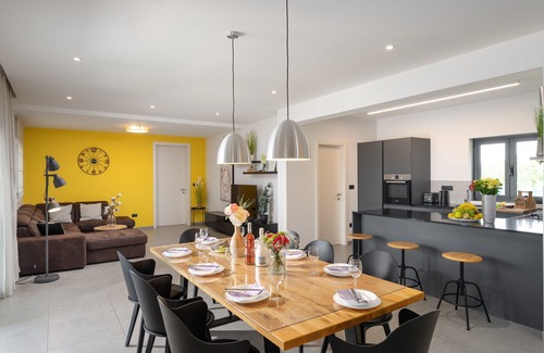 Vrvari Villa | Villa Anni for 10 people in Porec with heated pool, sea view & kids room and playground