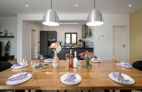 Vrvari Villa | Villa Anni for 10 people in Porec with heated pool, sea view & kids room and playground