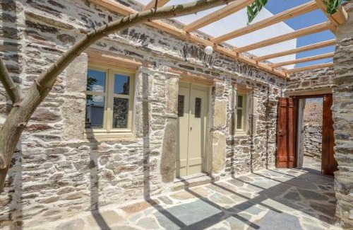 Naxos House | Villa Anthemion Naxos with outdoor jacuzzi