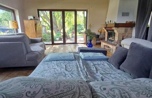 Bouveret Bed & Breakfast | Villa Aroleid