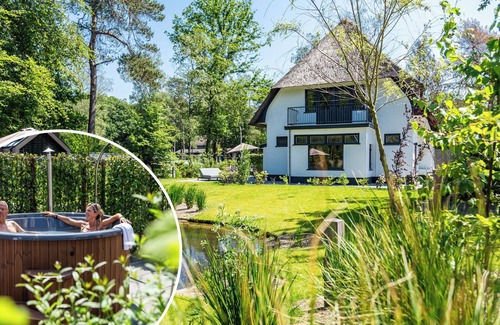 Beekbergen-Zuid Ski Chalet | ✓ Villa at Recreatiepark Beekbergen ✓ Holiday home for 8 persons ✓ Located in Beekbergen (Gelderland) ✓ Holiday park on the Veluwe ✓ Book directly through the park