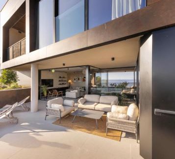 Lozica Villa | Villa Atreeum