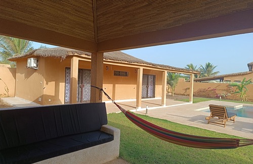 Nianing Villa | Villa Avec Piscine et Pool Housse Privatif