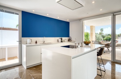 La Sabatera Villa | Villa 'Azul' with Mountain View, Wi-Fi and Air Conditioning