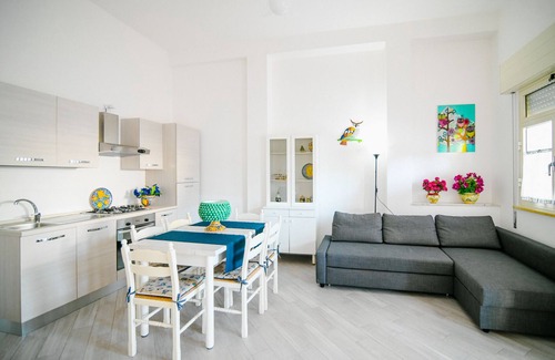 Fontane Bianche Apartment | Villa Baia Azzurra 3 MT FROM THE SEA - "BREZZA MARINA" APARTMENT