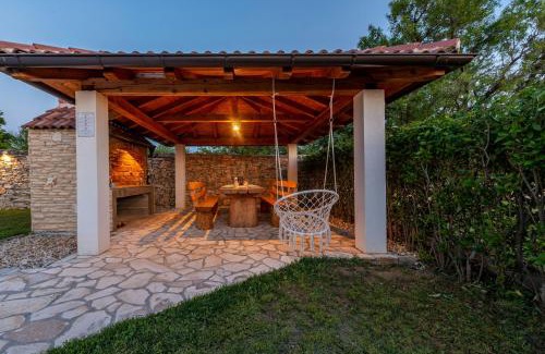 Benkovac Villa | Villa Basil ZadarVillas