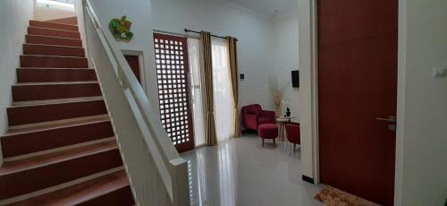 Oro Oro Ombo Hotel | VILLA BATU 3F