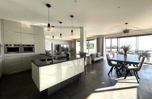 Istres Apartment | Villa Baverde Luxury
