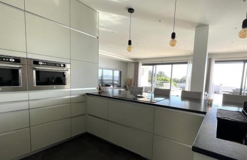 Istres Apartment | Villa Baverde Luxury