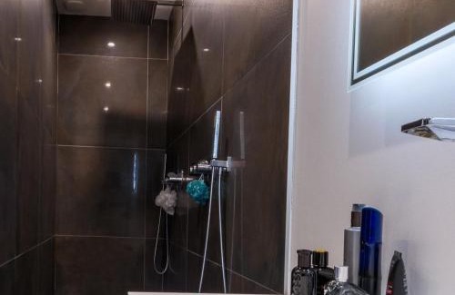 Istres Apartment | Villa Baverde Luxury