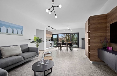 Banjole Villa | Villa Bay I near Medulin for 9 people with heated pool - playground & whirpool only 100 meters from the beach - pet friendly