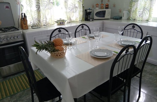 Palmar House | Villa Bella is 5 Mins From the Beach With Amazing Garden Overlooking the Pool