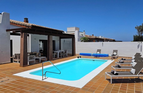 Caleta de Fuste Villa | Villa BELLA on Golf in La Estancia-400M- beach,Caleta Fuste-Fuerteventura
