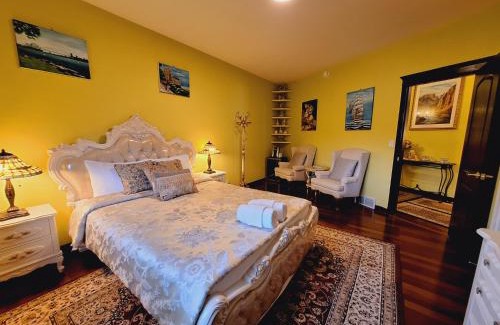 Quail Ridge Bed & Breakfast | Villa Bellissimo FranTalia - Néo-Classical Résidence & Galleriséum