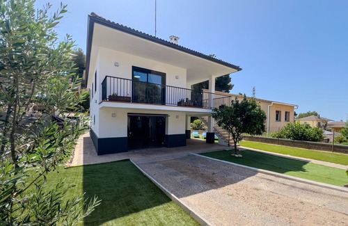 Cunit House | Villa Bessones - A 5 minutos de la playa
