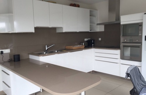 Cavaliere Villa | Villa blanche Aloha – Modern villa with sea view & private beach in Cavalière