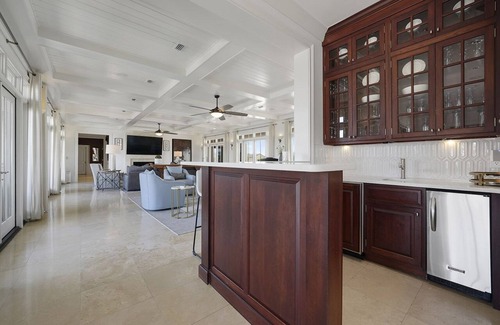 Holiday Isle House | Villa Blanco - Huge Waterfront Home in Destin Near the Beach with Large Private Pool & Theater