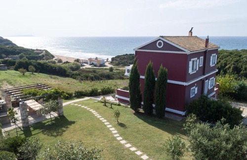 Marathias Apartment | Villa Botzi-The house on the hill