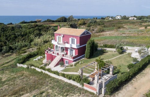 Marathias Apartment | Villa Botzi-The house on the hill