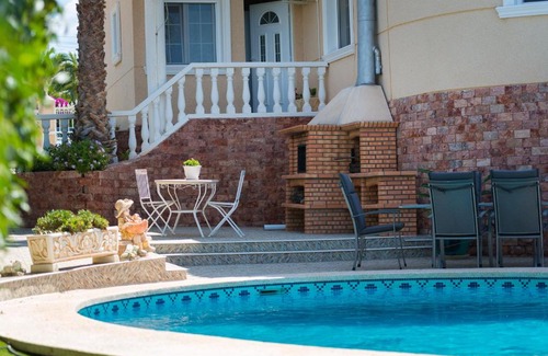 Hoya de los Patos Villa | Villa Bruges Busot 3 Bath 3 Bed