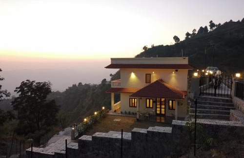 Lansdowne Villa | Villa by Mountain Homes- Lansdowne