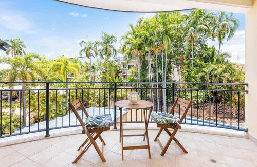 Tatura Villa | Villa by the Beach in Tatura