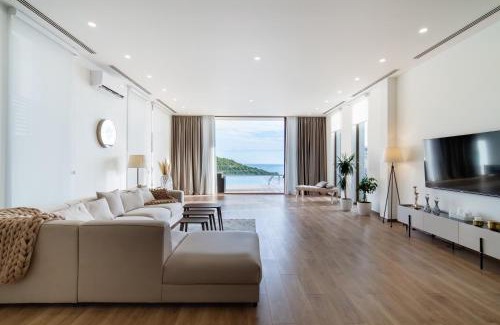 Krimovica Villa | Villa Cape Montenegro on Cliffside