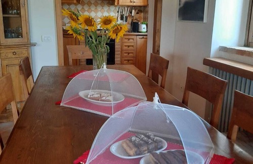 Morre Cottage | Villa Carina is a cozy cottage w/pool the ideal locaton for relaxation in Umbria