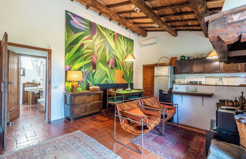 Murlo Villa | Villa 'Casa Alta Esclusiva' with Private Pool, Private Terrace and Wi-Fi