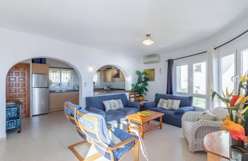 Cumbre del Sol Villa | Villa "Casa Anita" with Mountain View, Pool, Wi-Fi, Terrace & Garden