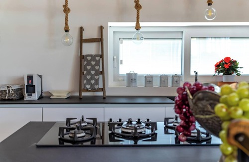 Vittoria Villa | Villa "Casa di Noi" with Garden, Terrace and Air Conditioning