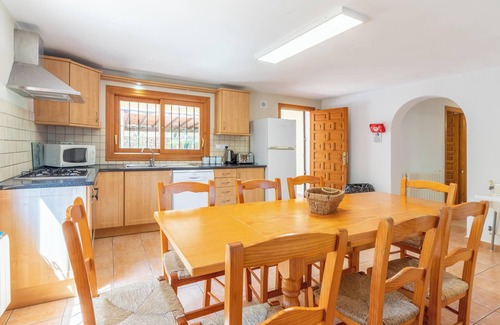 Moravit Villa | Villa "Casa Emilia" with Pool, Garden and Wi-Fi