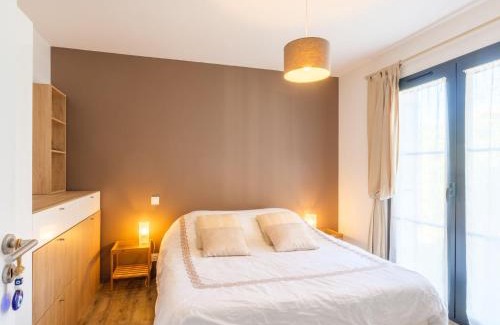 Lanton Villa | Villa Cassy by Interhome