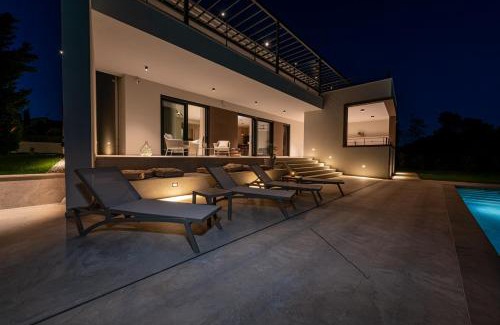 Heki Villa | Villa Castanea