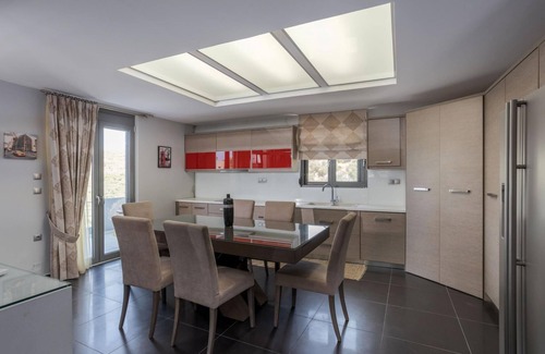 Skotino Villa | Villa Castle by Estia