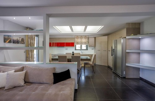 Skotino Villa | Villa Castle by Estia