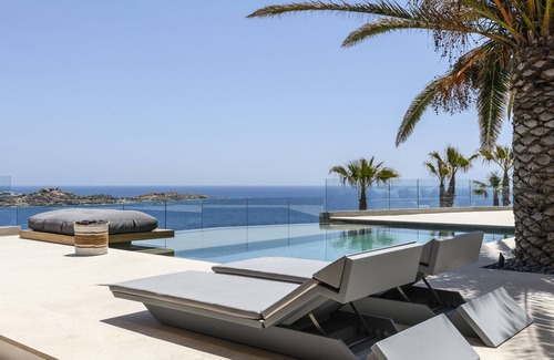 Paraga Villa | Villa Channel II in Psarou, Mykonos