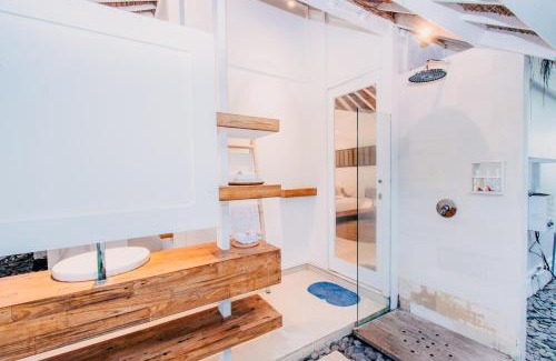 Mushroom Bay Villa | Villa Cinta Lembongan