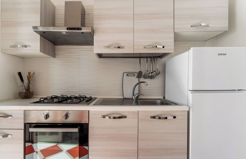 Torre Lapillo Villa | Villa 'Cinzia' with Private Terrace and Air Conditioning