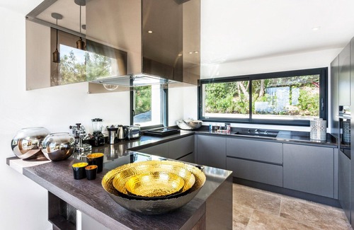 La Croix-Valmer Villa | Villa Colibri St Tropez French Riviera 10-bd